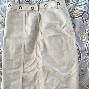 I only wore once and it’s been sitting in my closet forever. I brought this 2009